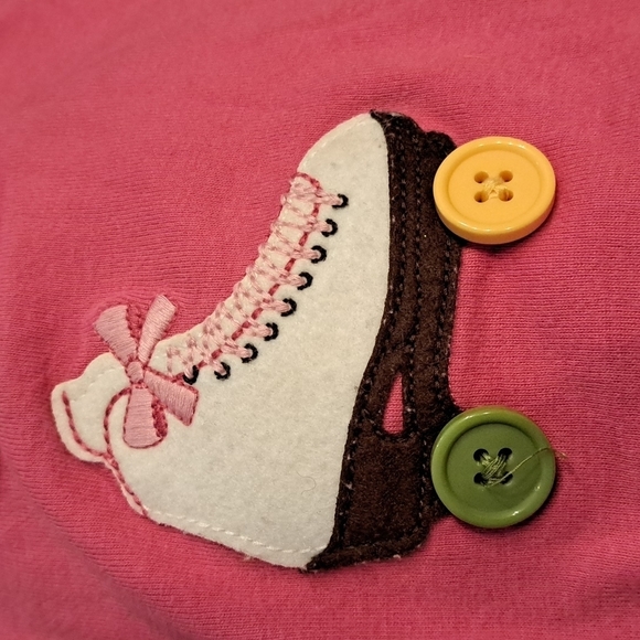 Gymboree girls size 5 pink roller skate shirt - Picture 4 of 5